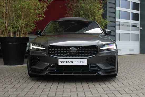 Volvo S60 Recharge T6 AWD 350pk Ultimate Dark HEICO SPORTIV | Schuifdak | Harman/Kardon | 360 Camera | Adaptive Cruise | Head-up display