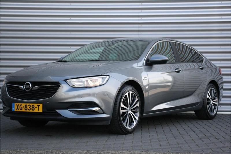 Opel Insignia 1.6 TURBO 200PK INNOVATION / NAVI / LEDER / CLIMA / LED / PDC / AGR / 18" LMV / CAMERA / KEYLESS / WINTERPAKKET / BLUETOOTH / CR