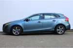 Volvo V40 1.6 T3 150PK Kinetic | Camera | Cruise Control | Parkeersensor | LED | 16"Lmv