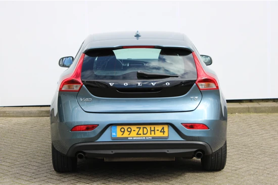 Volvo V40 1.6 T3 Kinetic | Camera | Cruise Control | Parkeersensor | LED | 16"Lmv