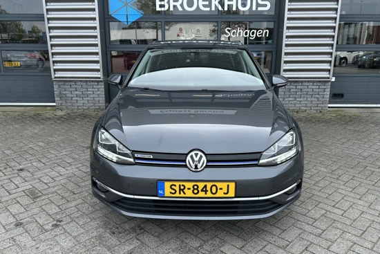 Volkswagen Golf 1.5 TSI 130 pk Comfortline Business 7-DSG | Achteruitrijcamera | Apple Carplay/Android | Navigatiesysteem | Cruise control adapt