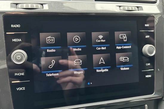 Volkswagen Golf 1.5 TSI 130 pk Comfortline Business 7-DSG | Achteruitrijcamera | Apple Carplay/Android | Navigatiesysteem | Cruise control adapt