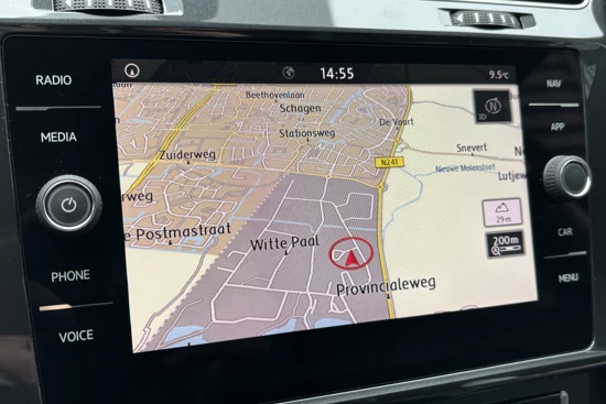 Volkswagen Golf 1.5 TSI 130 pk Comfortline Business 7-DSG | Achteruitrijcamera | Apple Carplay/Android | Navigatiesysteem | Cruise control adapt