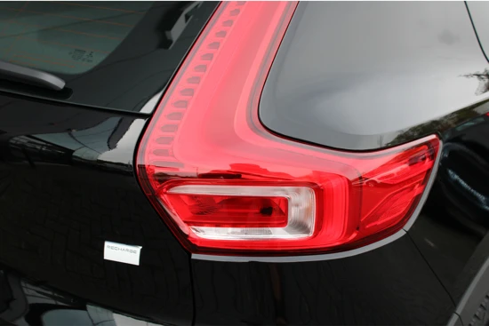Volvo XC40 Recharge Core | Facelift | SEPP Subsidie | Stoel / stuurverwarming | Warmtepomp