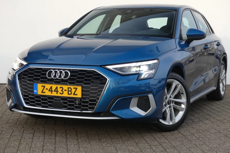 Audi A3 Sportback 35 TFSI Advanced edition | Automaat | Stoelverwarming | PDC V+A | Apple Carplay |