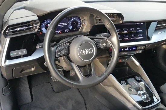 Audi A3 Sportback 35 TFSI Advanced edition | Automaat | Stoelverwarming | PDC V+A | Apple Carplay |