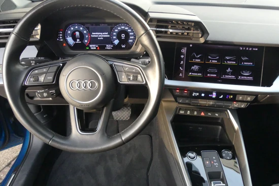 Audi A3 Sportback 35 TFSI Advanced edition | Automaat | Stoelverwarming | PDC V+A | Apple Carplay |