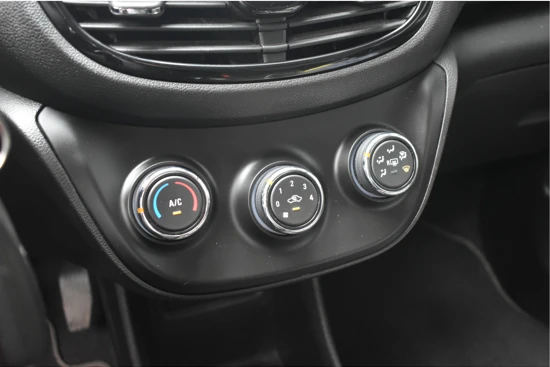 Opel KARL 1.0 Rocks Online Edition | Navigatie by App | Cruise Control | Parkeersensoren | Airco | Dealeronderhouden | !!