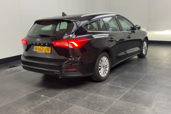 Ford Focus Wagon 1.0.125 pk Titanium | NL-AUTO | DEALER ONDERHOUDEN | AGR-STOEL! | WINTERPACK | 4SEASON BANDEN