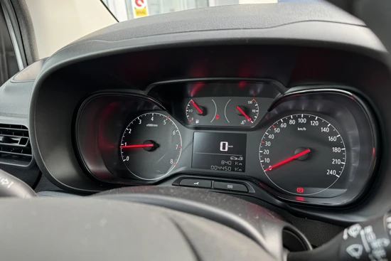 Opel Combo 1.5D L1H1 Standaard | Cruise Control | Sensoren achter | Airco | Carplay