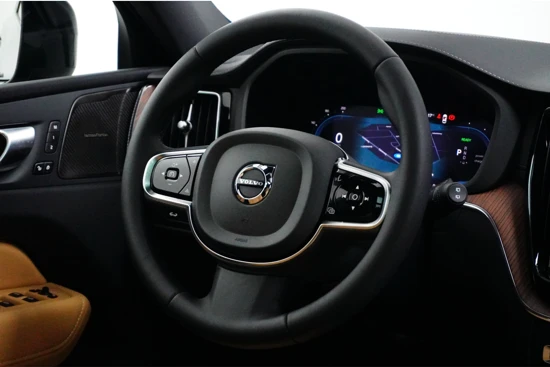 Volvo XC60 Recharge T6 AWD Ultimate Dark | 22'' | Luchtvering | Massage | Head-up | 360-camera | Harman Kardon | Stoelkoeling