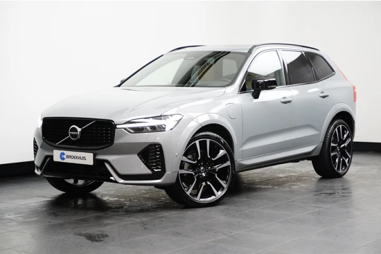 Volvo XC60 Recharge T6 AWD Ultimate Dark | 22'' | Luchtvering | Massage | Head-up | 360-camera | Harman Kardon | Stoelkoeling