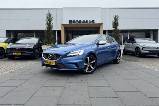 Volvo V40 T3 Polar+ Sport | Stoelverwarming | Harman Kardon | Parkassist voor & achter | Climate Control | Cruise control | Parkassist cam