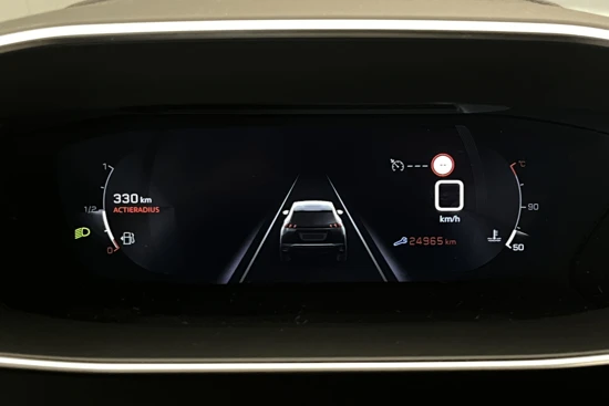 Peugeot 2008 1.2 Allure Pack | NAV | Camera | Climate & Cruise C. | LMV | Leder/stof | LED | Donker glas |