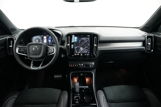 Volvo XC40 T4 R-design | Panoramadak | 360 Camera | Harman & Kardon | Adaptieve cruise en Pilot assist |