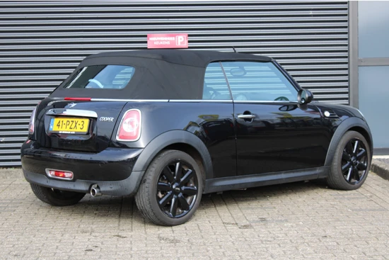 MINI Cabrio 1.6 120pk Cooper