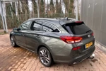 Hyundai i30 Wagon 1.5 T-GDi MHEV Premium 160pk | Trekhaak | Vol-Leder | Elektr. Stoelen | Stoel/Stuurverwarming | Dodehoek-Detectie | Climat