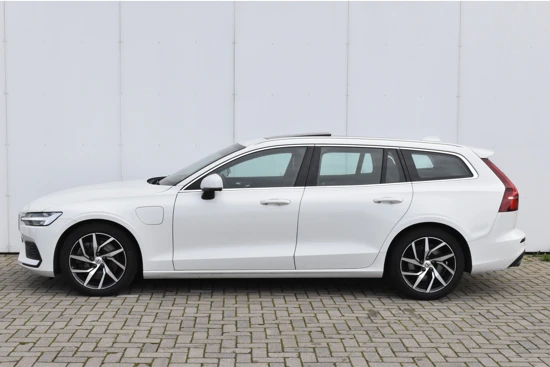 Volvo V60 T6 Plug-In-Hybrid AWD Momentum Pro #Panorama #Head-Up #Leer