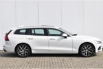 Volvo V60 T6 Plug-In-Hybrid AWD Momentum Pro #Panorama #Head-Up #Leer