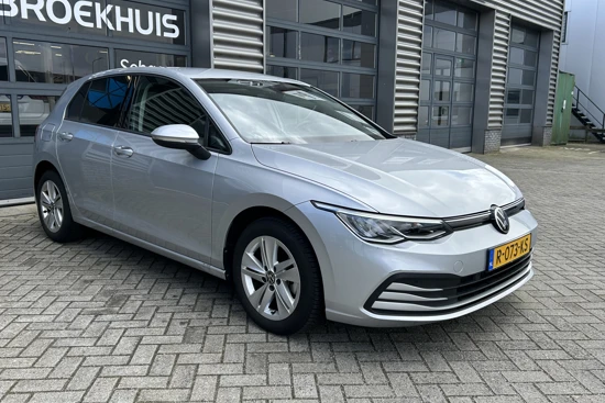 Volkswagen Golf 1.0 TSI 110 pk Life | Navigatie | Cruise Control Adaptief | Led koplampen|