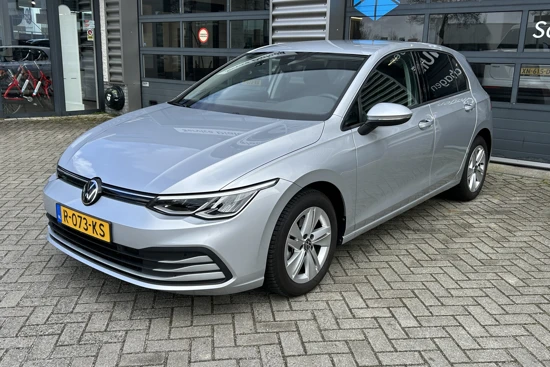 Volkswagen Golf 1.0 TSI 110 pk Life | Navigatie | Cruise Control Adaptief | Led koplampen|