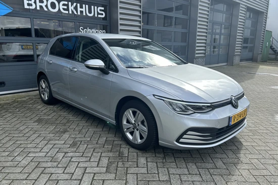 Volkswagen Golf 1.0 TSI 110 pk Life| Navigatie | Cruise Control Adaptief | Led koplampen |