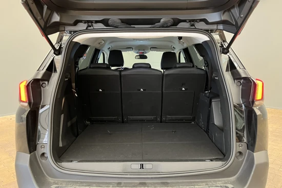 Peugeot 5008 1.2 130PK Automaat Allure Pack | Camera | Navigatie | Virtueel Dashboard | Leder/Stof | 18"