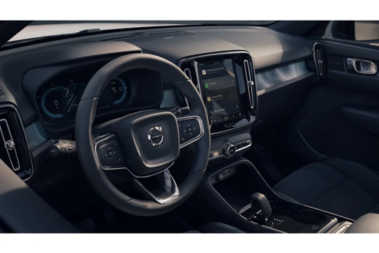 Volvo XC40 Single Motor Extended Range Ultimate 82 kWh | 20" wielen | Getint glas | Alcantara stoelen |