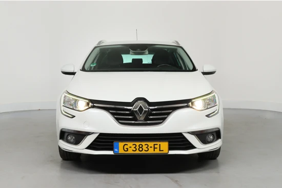 Renault Mégane Estate 1.3 TCe Bose | Dealer Onderhouden! | 1e Eigenaar! | Navi | Trekhaak | Clima | Keyless | Parkeersensoren | DAB+ | 17'' Lichtmetal