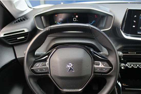 Peugeot 208 1.2 100PK Allure | Stoelverwarming | Digitaal Dashboard | Leder/Stof | Clima | LED | Parkeersensoren