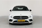 Mercedes-Benz A-Klasse 200 Business Solution AMG | 1e Eigenaar! | Dealer Onderhouden! | Open Dak | Sportstoelen | LED | Wide Screen | Camera | Stoelver