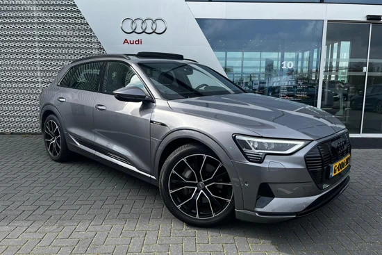 Audi e-tron 55 advanced exterieur 95Kwh 408pk | Panoramadak | Optiek zwart | Achteruitrij camera | Navigatie