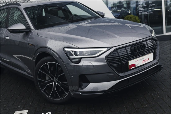 Audi e-tron 55 advanced exterieur 95Kwh 408pk | Panoramadak | Optiek zwart | Achteruitrij camera | Navigatie