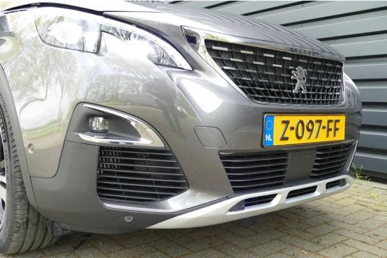 Peugeot 5008 1.2 PURETECH 130PK 7-ZITS GT-LINE AUTOMAAT / NAVI / CLIMA / PDC / 18" LMV / FULL-LED / WINTERPAKKET / BLUETOOTH / CRUISECONTROL