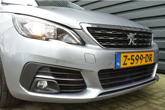 Peugeot 308 SW 1.2 PURETECH 130PK ALLURE AUTOMAAT / NAVI / CLIMA / PDC / 16" LMV / KEYLESS / WINTERPAKKET / BLUETOOTH / CRUISECONTROL / 1E E