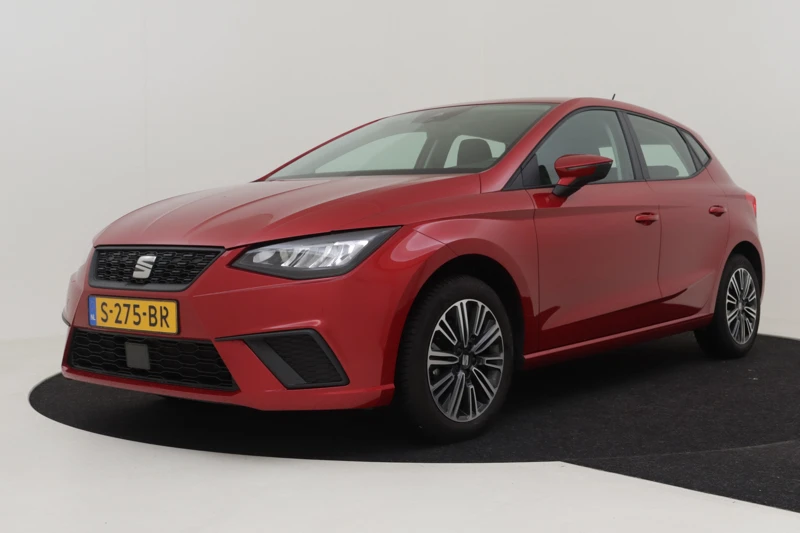 SEAT Ibiza 1.0 TSI 96pk Style | Fabrieksgarantie tot 2027 of 100.000 km | Parkeersensoren achter | Cruise Control | DAB radio | Apple Carpl