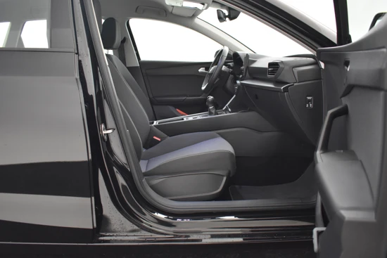 SEAT Leon Sportstourer 1.0 TSI 90pk Reference | Fabrieksgarantie tot 07-2026 of 100.000 km | Cruise Control | DAB radio | Apple Carplay/Android Auto |