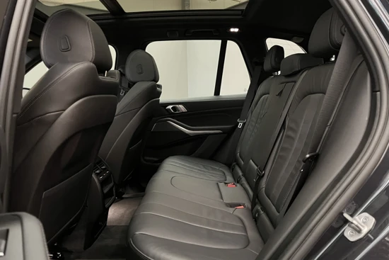 BMW X5 xDrive45e High Executive | Panorama Dak | Luchtvering | Camera | Stuur- en Stoelverwarming | Vol Leder! | Elek. Stoel | Camera |