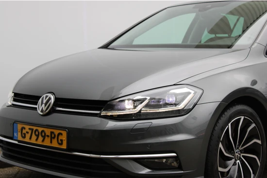 Volkswagen Golf Highline 1.4 TSI DSG Automaat | Dealeronderhouden | Trekhaak | Panorama Dak | Stoel/stuur verwarming | Navigatie | Camera