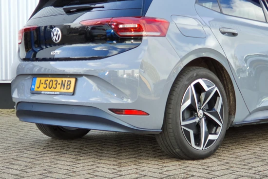 Volkswagen ID.3 First Plus 58 kWh | BTW auto | Achteruitrijcamera | Navigatie | Stoelverwarming | Adaptieve Cruise |