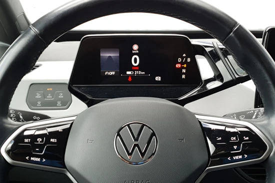 Volkswagen ID.3 First Plus 58 kWh | BTW auto | Achteruitrijcamera | Navigatie | Stoelverwarming | Adaptieve Cruise |