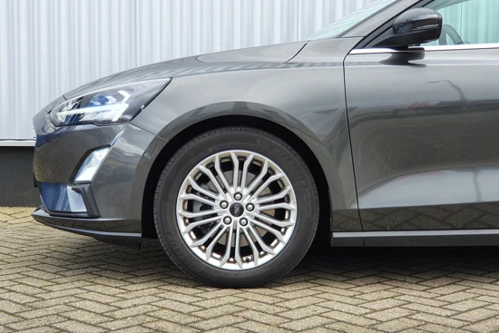 Ford Focus Wagon 1.0 Titanium X Business | B&O Audio | Camera | Stoelverwarming | BLIS Dodehoekdetectie |