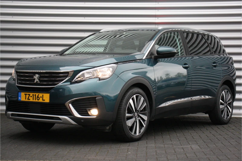 Peugeot 5008 1.2 PURETECH 130PK 7-ZITS ALLURE AUTOMAAT / NAVI / LEDER / CLIMA / LED / PDC / 19" LMV / CAMERA / BLUETOOTH / CRUISECONTROL / NI