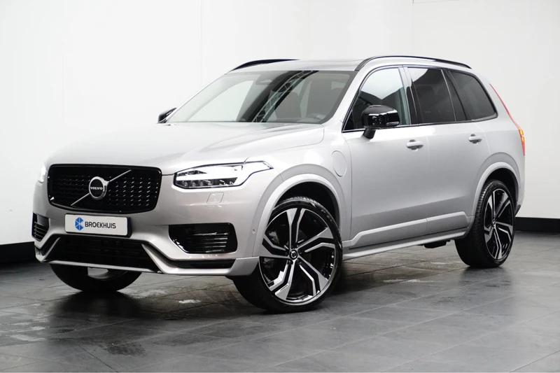 Volvo XC90 T8 Recharge AWD Ultimate Dark | Bowers & Wilkins | Luchtvering | Getint glas | 360o camera | Stoelventilatie en massage |