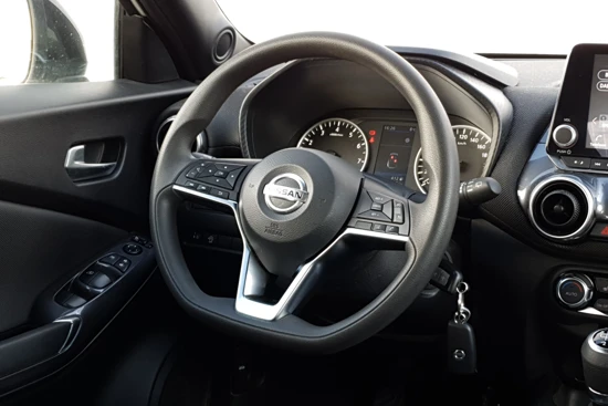 Nissan Juke 1.0 DIG-T Tekna | Navigatie | Achteruitrijcamera | CruiseControl | Stoelverwarming |