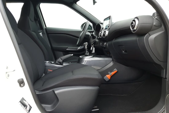 Nissan Juke 1.0 DIG-T Tekna | Navigatie | Achteruitrijcamera | CruiseControl | Stoelverwarming |