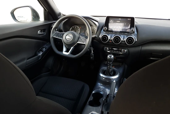 Nissan Juke 1.0 DIG-T Tekna | Navigatie | Achteruitrijcamera | CruiseControl | Stoelverwarming |