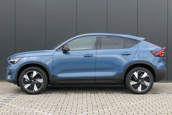 Volvo C40 Single Motor Extended Range Plus 82 kWh | Trekhaak | Panoramadak | Luxe Bekleding | Van €61.000 naar €57.940!