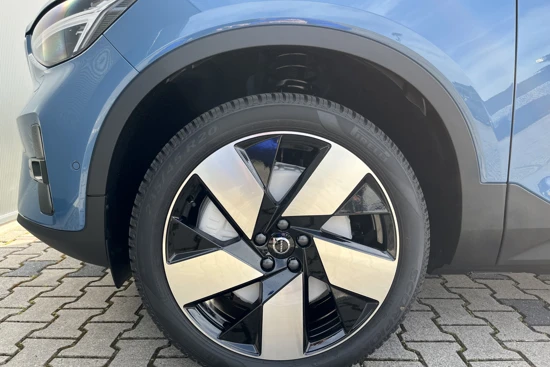 Volvo XC40 Single Motor Extended Range Ultimate 82 kWh