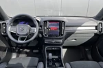 Volvo XC40 Single Motor Extended Range Ultimate 82 kWh | Trekhaak | Direct Leverbaar | Luxe Stoelen | 360° Camera | Matrix koplampen |